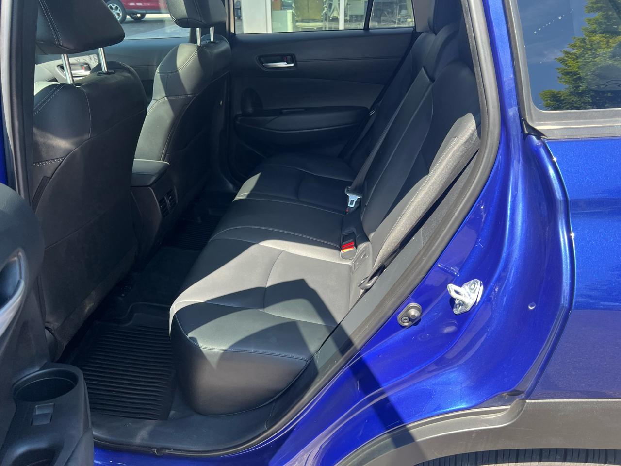 Toyota Corolla Cross XLE 4D SUV AWD 2025