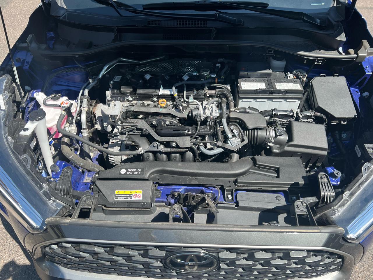 Toyota Corolla Cross XLE 4D SUV AWD 2025