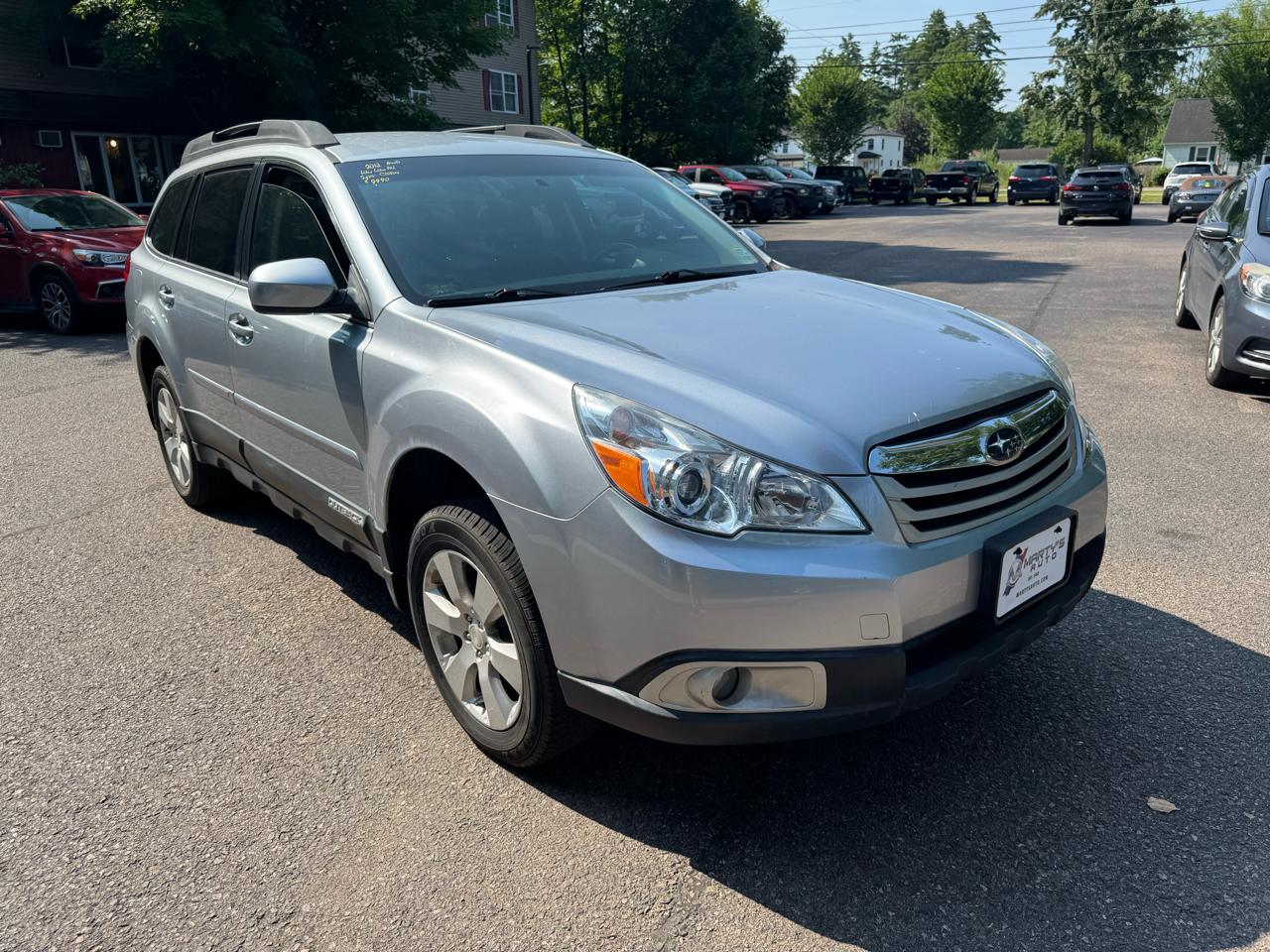 Subaru Outback Premium 4D Wagon 2012