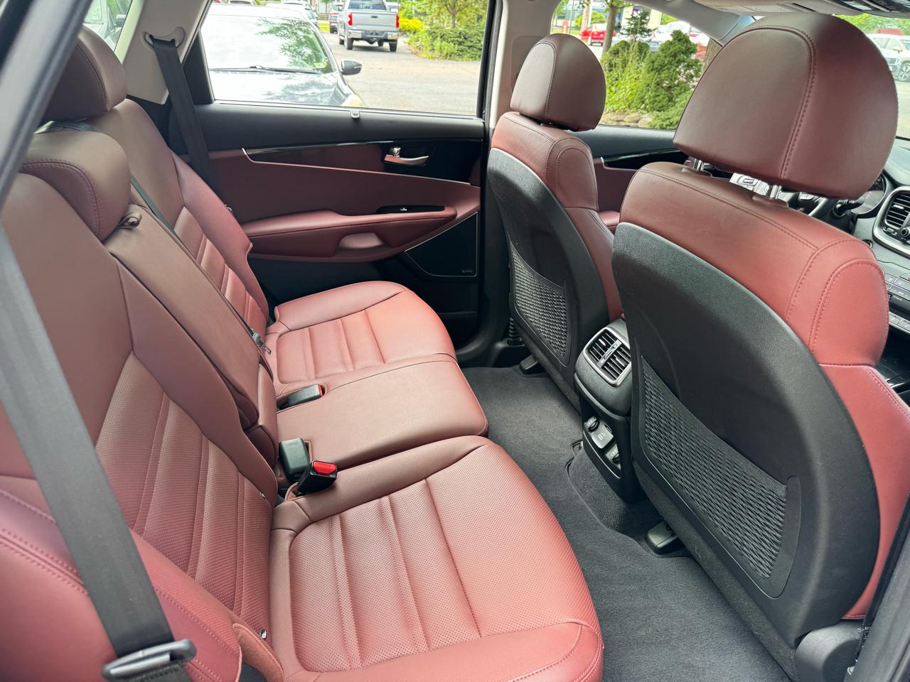Kia Sorento SX 4D SUV AWD V6 2018