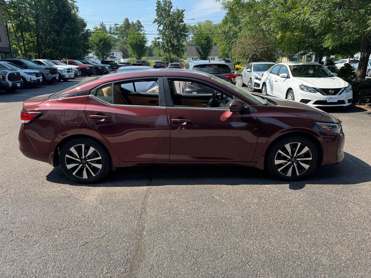 Nissan Sentra SV 4D Sedan 2025