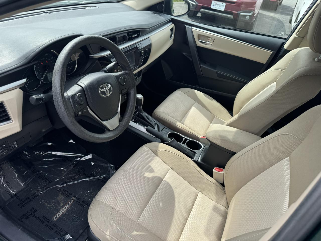 Toyota Corolla L 4D Sedan 2015