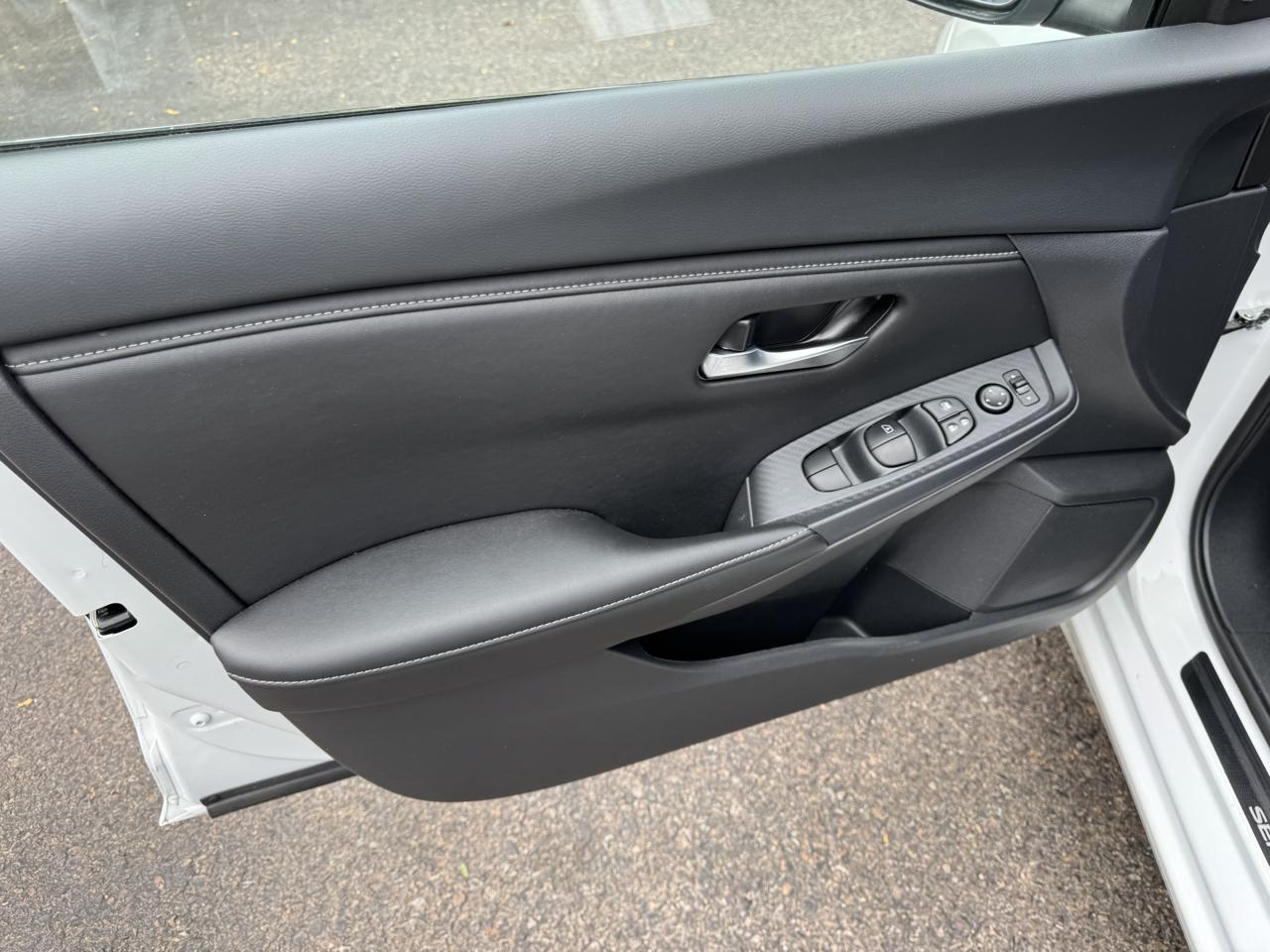 Nissan Sentra SV 4D Sedan 2025
