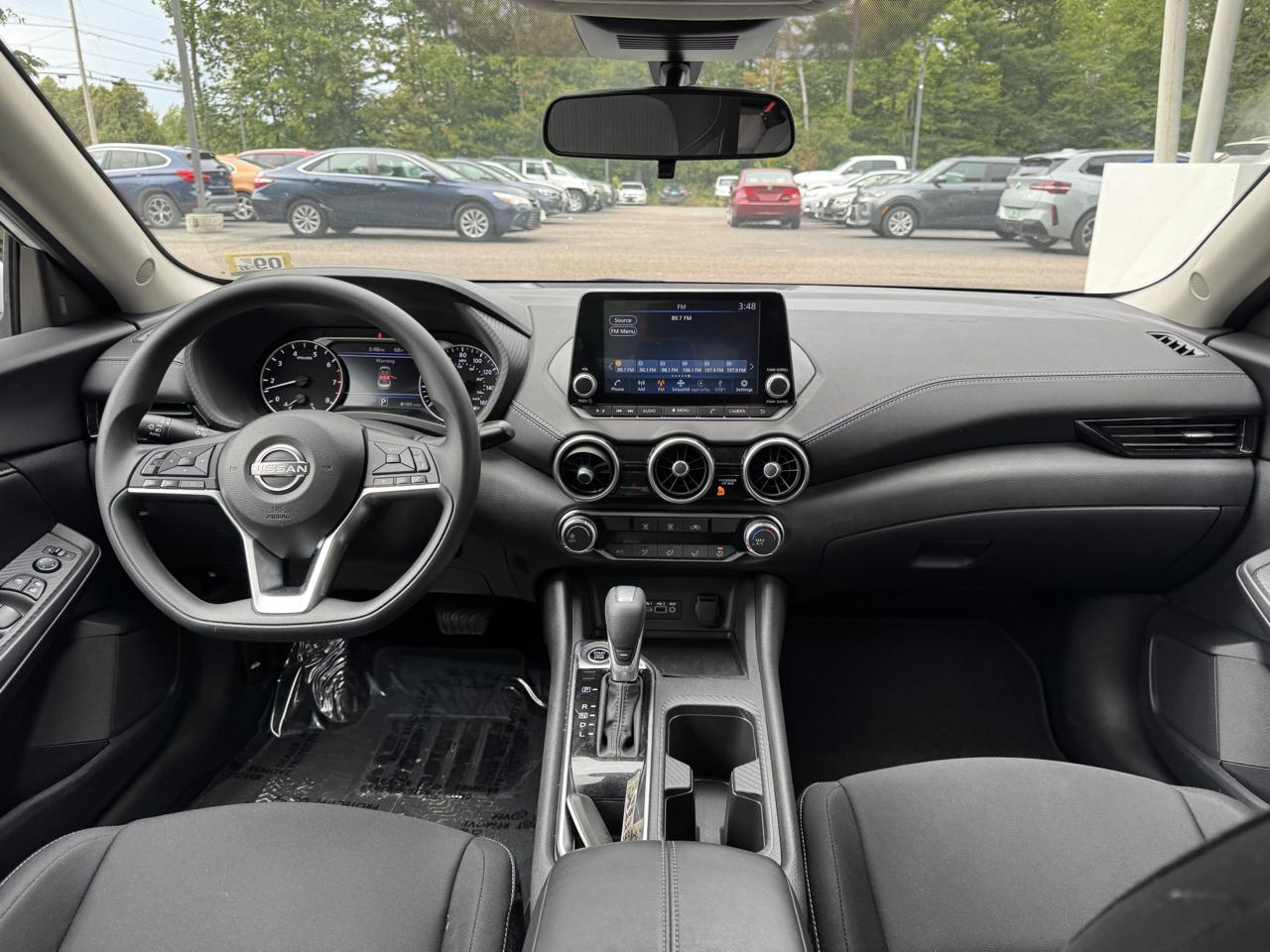Nissan Sentra SV 4D Sedan 2025