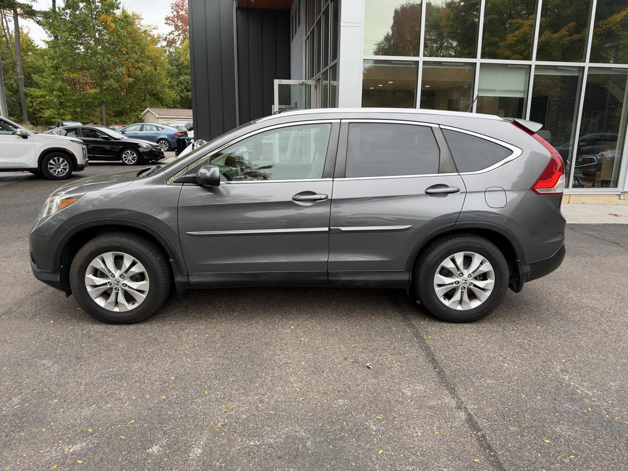 Honda CR-V photo 2