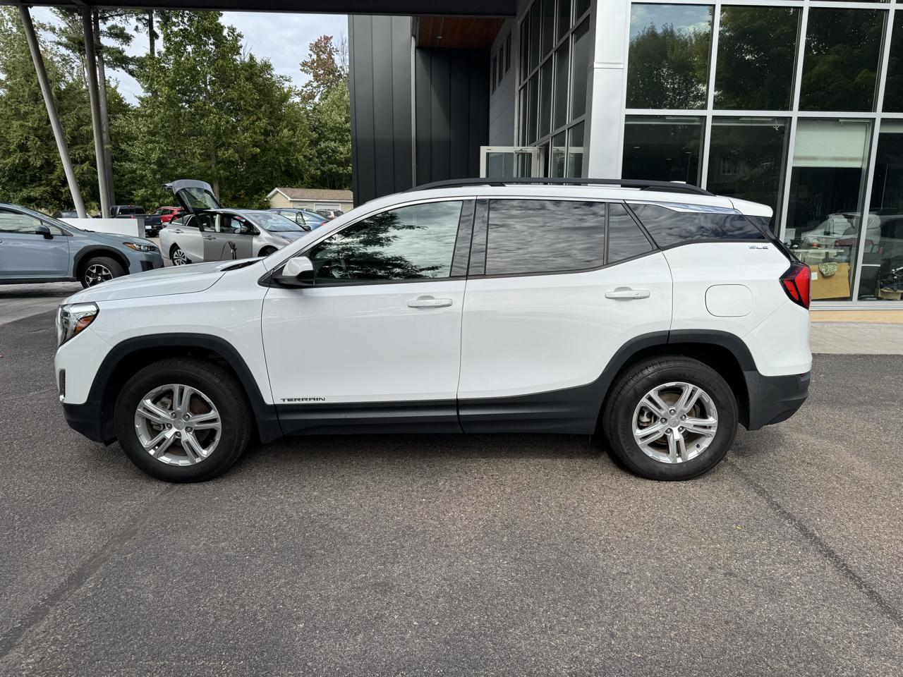 GMC Terrain SLE 4D SUV AWD 2018