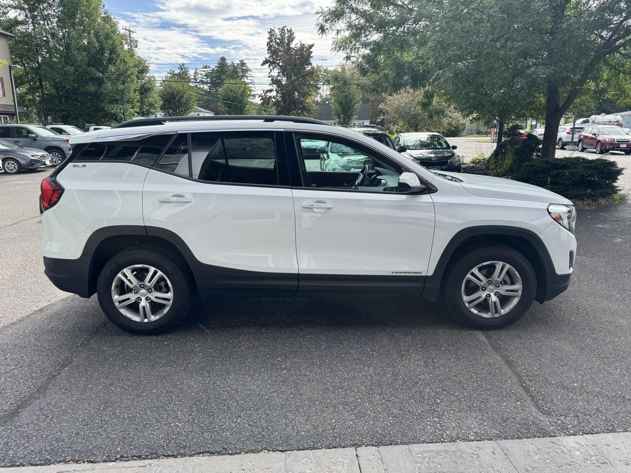 GMC Terrain SLE 4D SUV AWD 2018