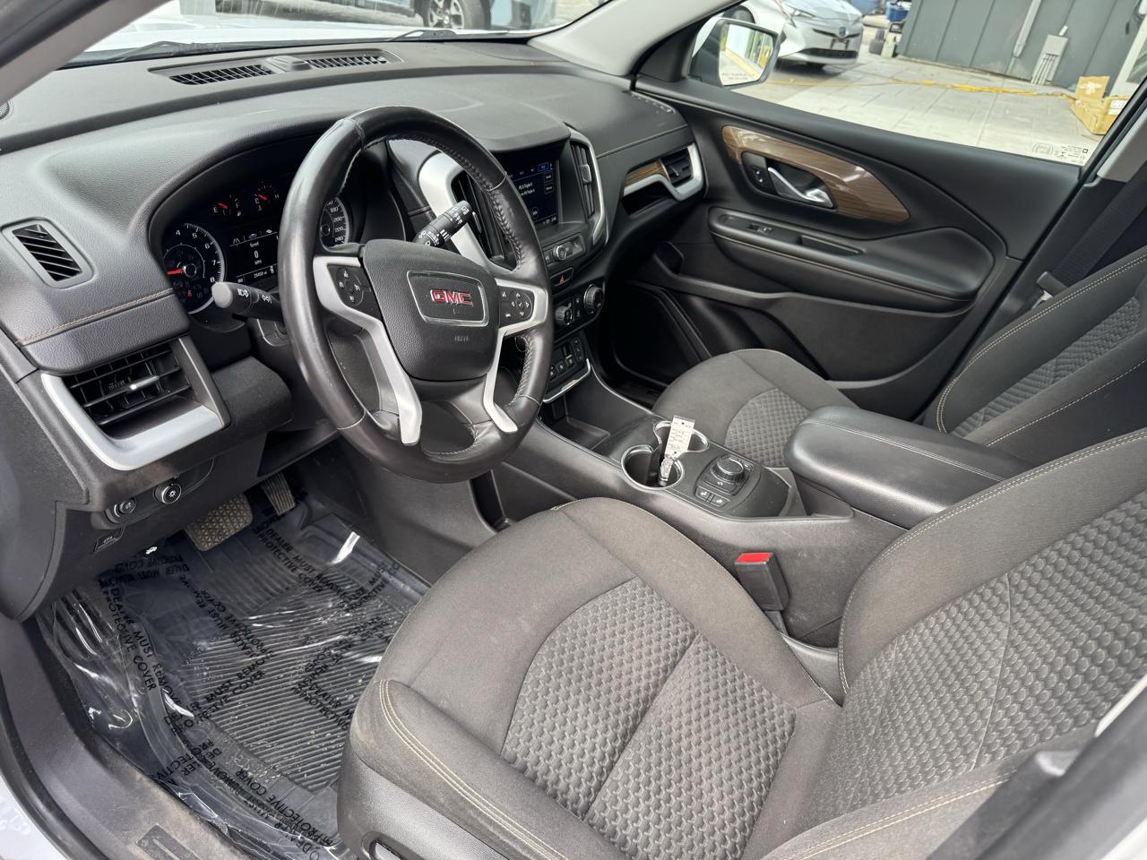 GMC Terrain SLE 4D SUV AWD 2018