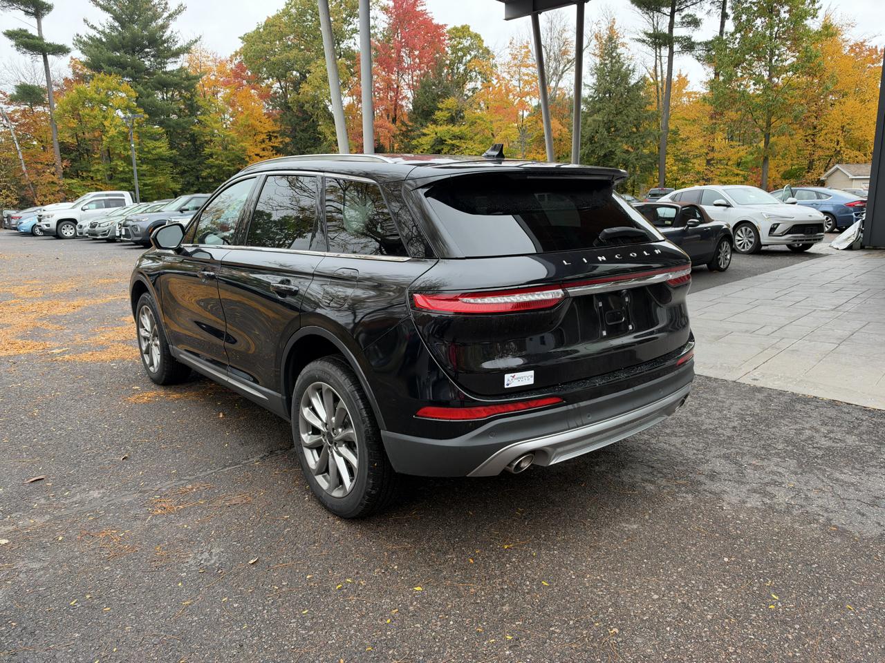 Lincoln Corsair Standard 4D SUV AWD 2022
