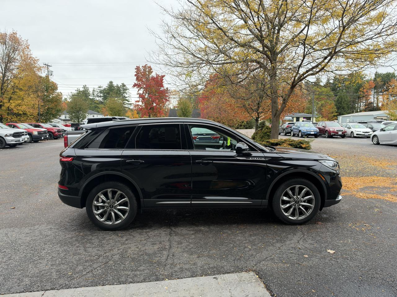 Lincoln Corsair Standard 4D SUV AWD 2022
