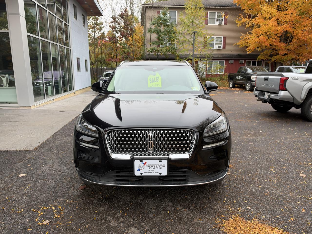 Lincoln Corsair Standard 4D SUV AWD 2022
