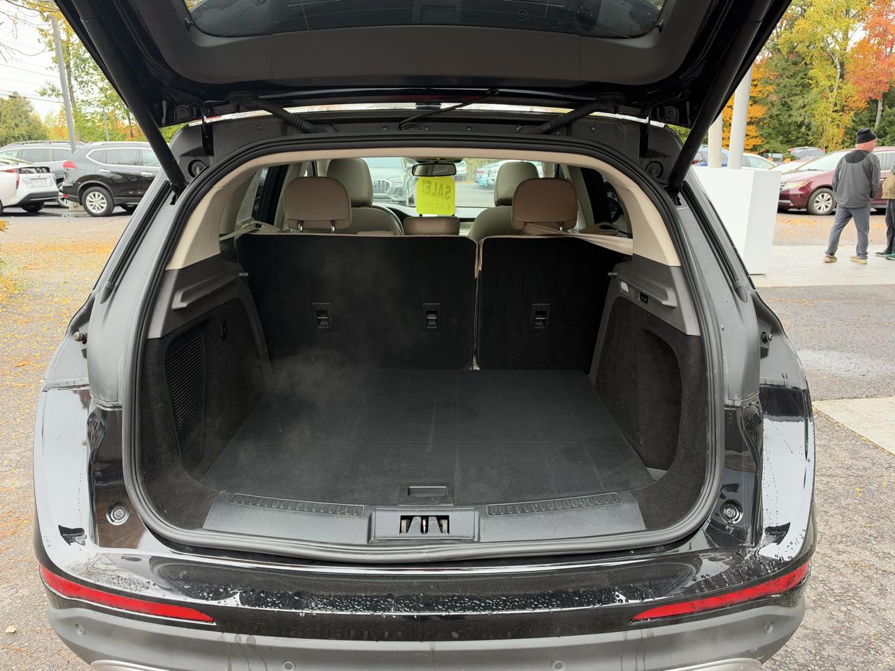 Lincoln Corsair Standard 4D SUV AWD 2022