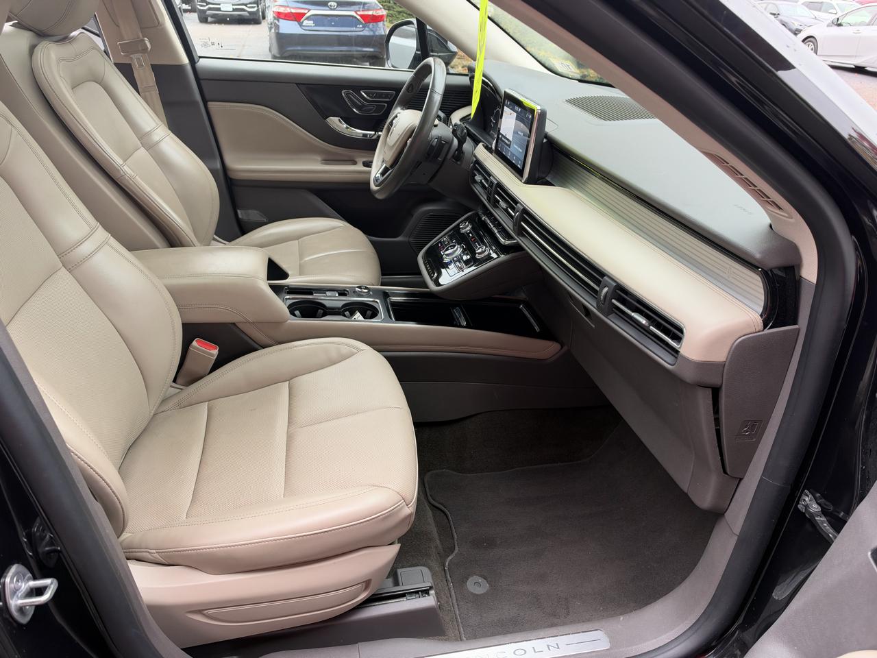 Lincoln Corsair Standard 4D SUV AWD 2022