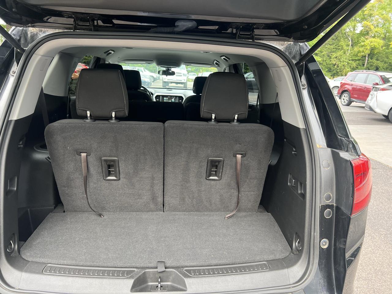 GMC Acadia SLE1 4D SUV AWD 2019