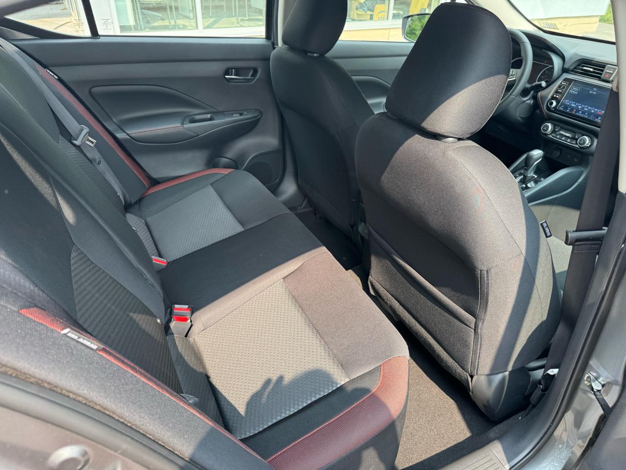 Nissan Versa SR 4D Sedan 2025