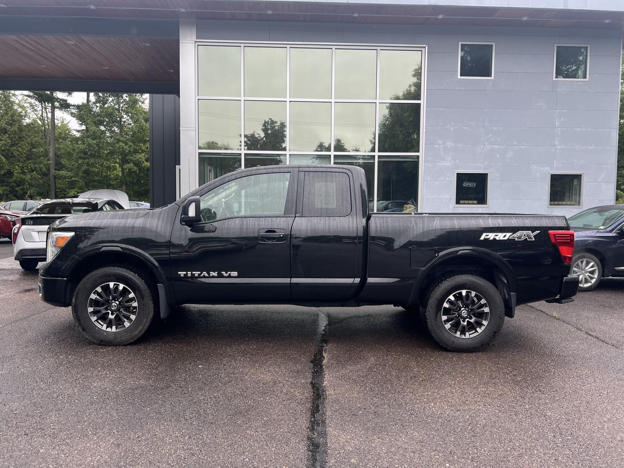Nissan Titan PRO-4X King Cab 4WD 2018