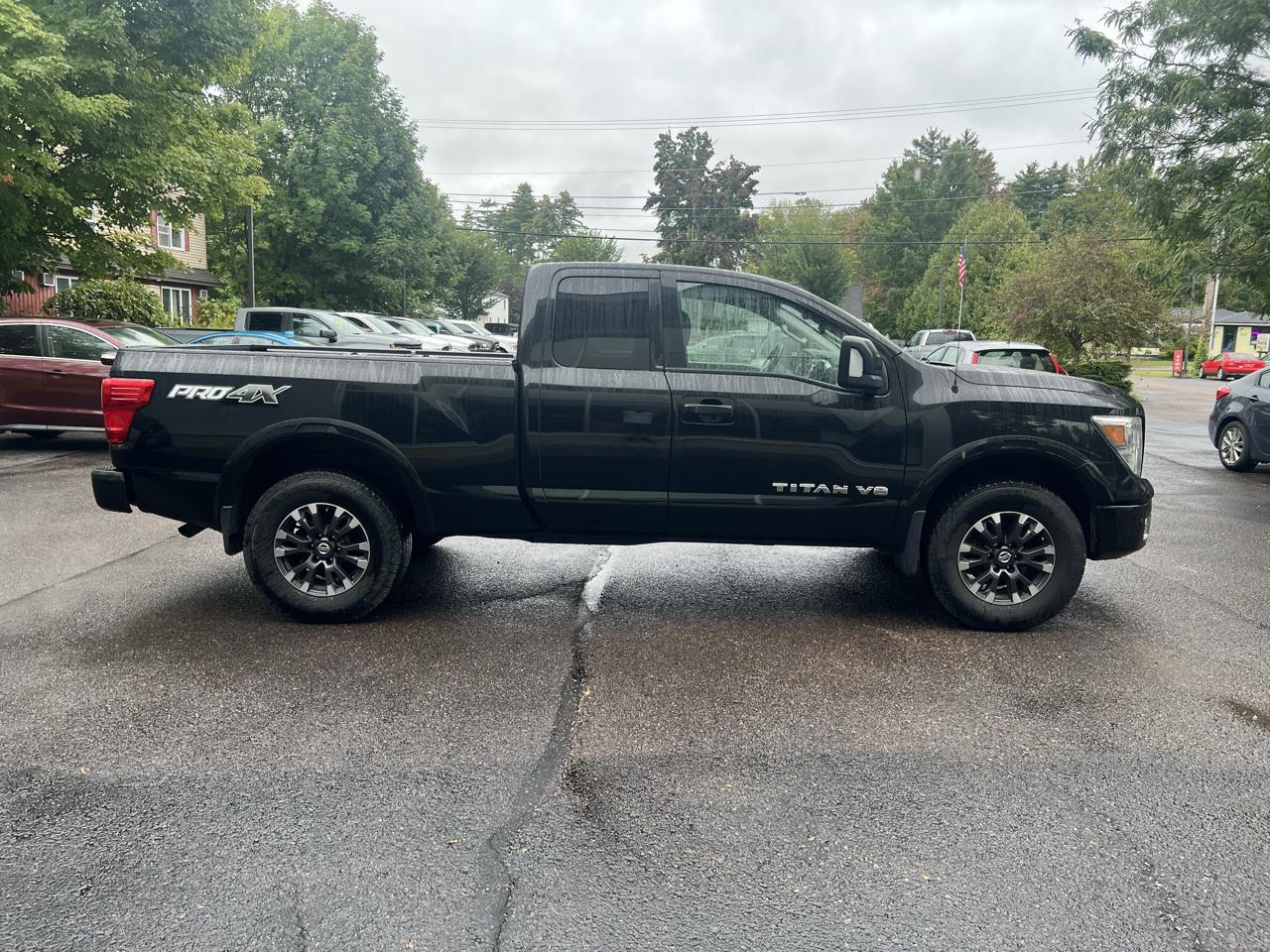 Nissan Titan PRO-4X King Cab 4WD 2018