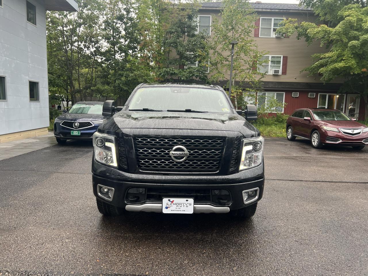 Nissan Titan PRO-4X King Cab 4WD 2018
