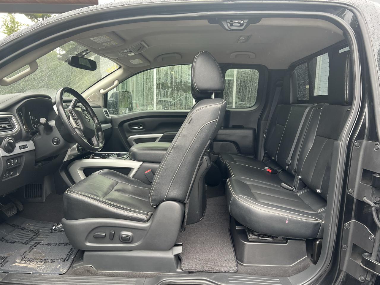 Nissan Titan PRO-4X King Cab 4WD 2018