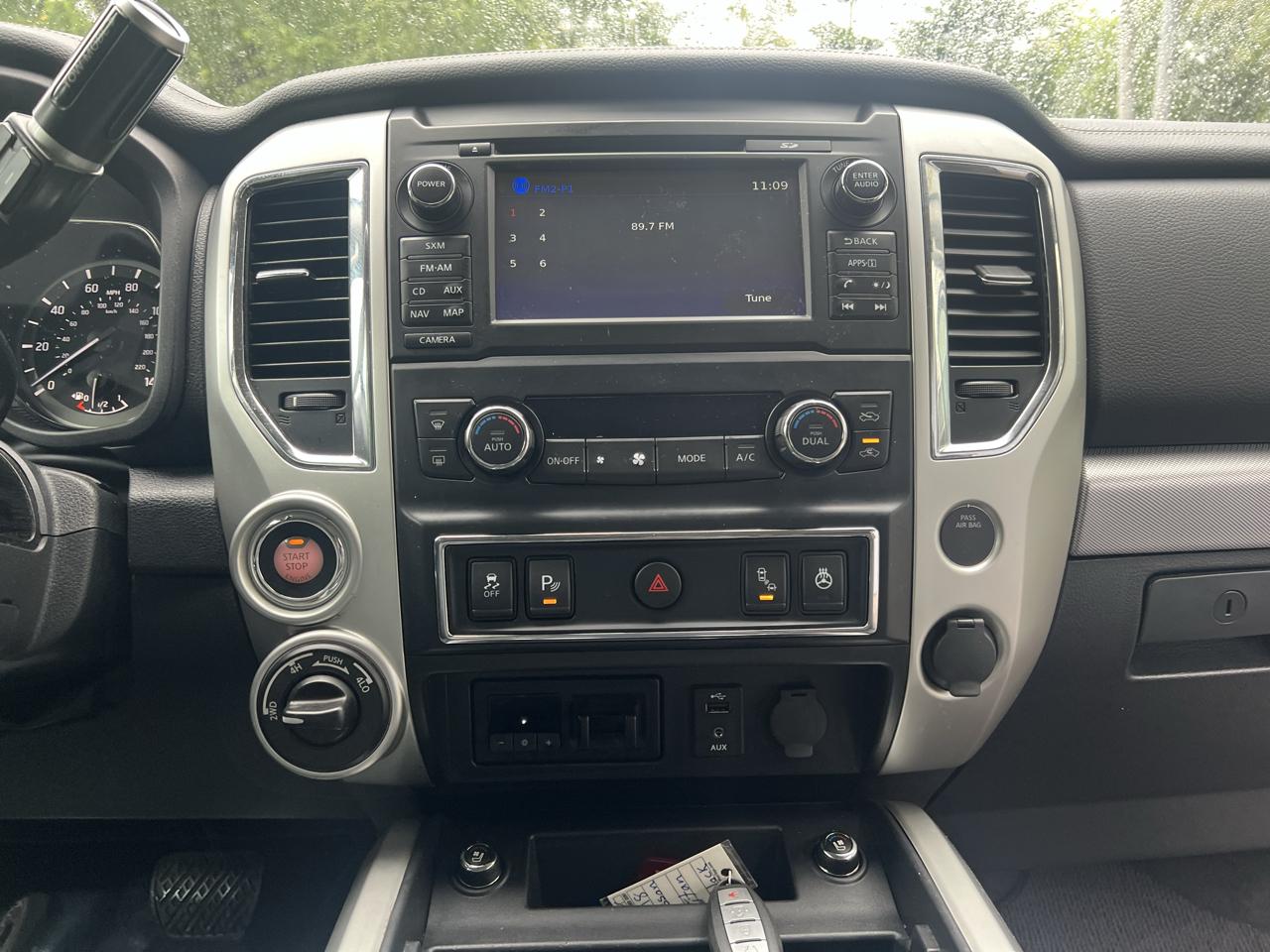 Nissan Titan PRO-4X King Cab 4WD 2018