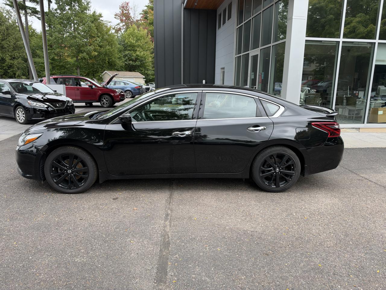 Nissan Altima SR 4D Sedan 2.5 2018