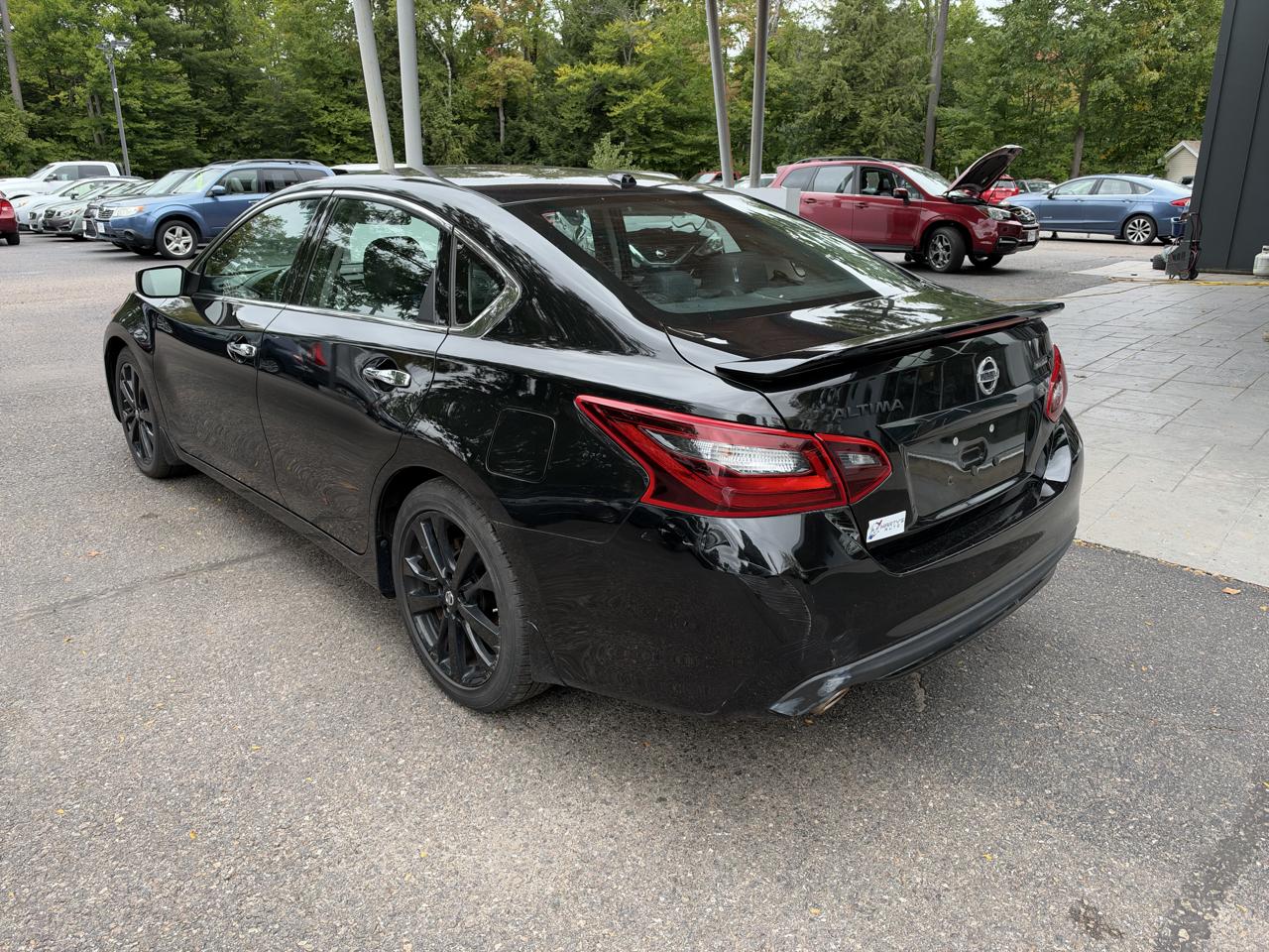 Nissan Altima SR 4D Sedan 2.5 2018