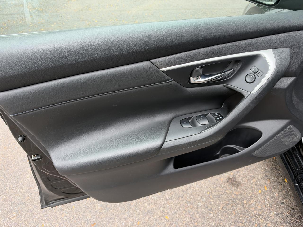 Nissan Altima SR 4D Sedan 2.5 2018