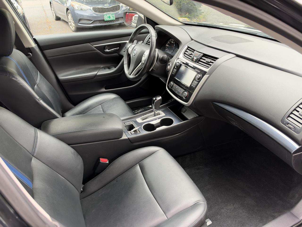 Nissan Altima SR 4D Sedan 2.5 2018