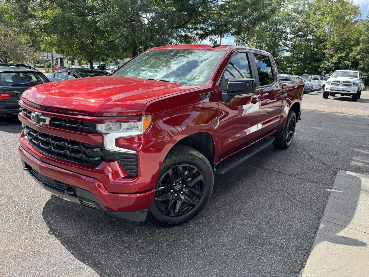 Chevrolet Silverado 1500 RST Crew Cab 4WD SWB 2024