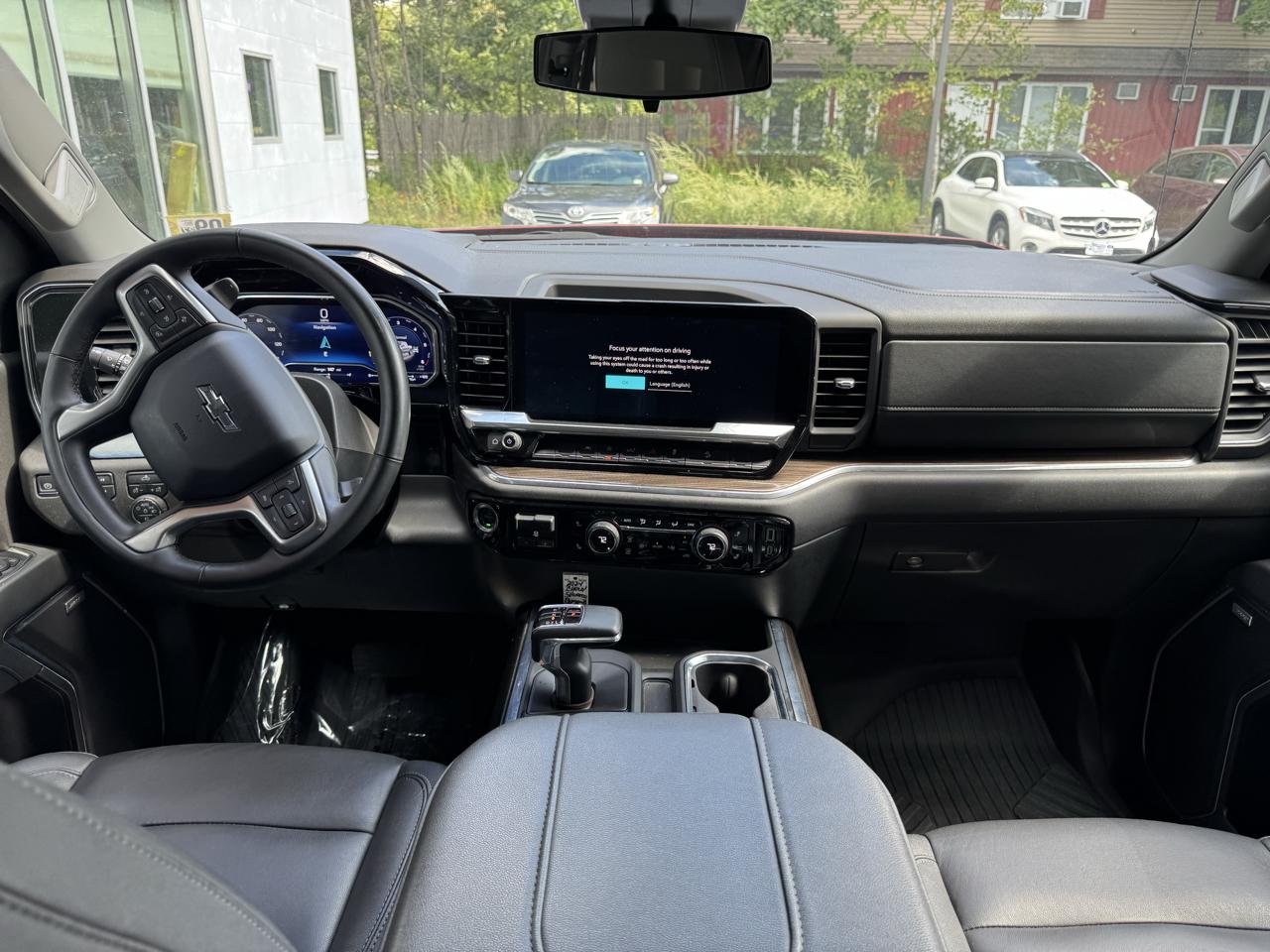Chevrolet Silverado 1500 RST Crew Cab 4WD SWB 2024