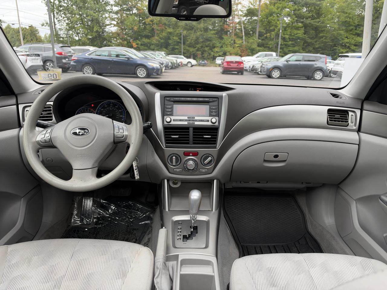 Subaru Forester X Premium 4D SUV 2010