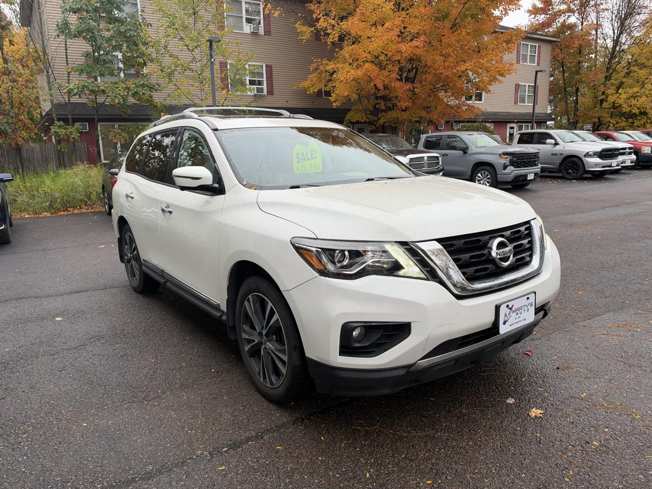 Nissan Pathfinder Platinum 4D SUV 4WD 2017