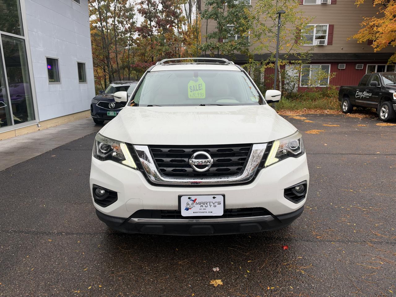Nissan Pathfinder Platinum 4D SUV 4WD 2017