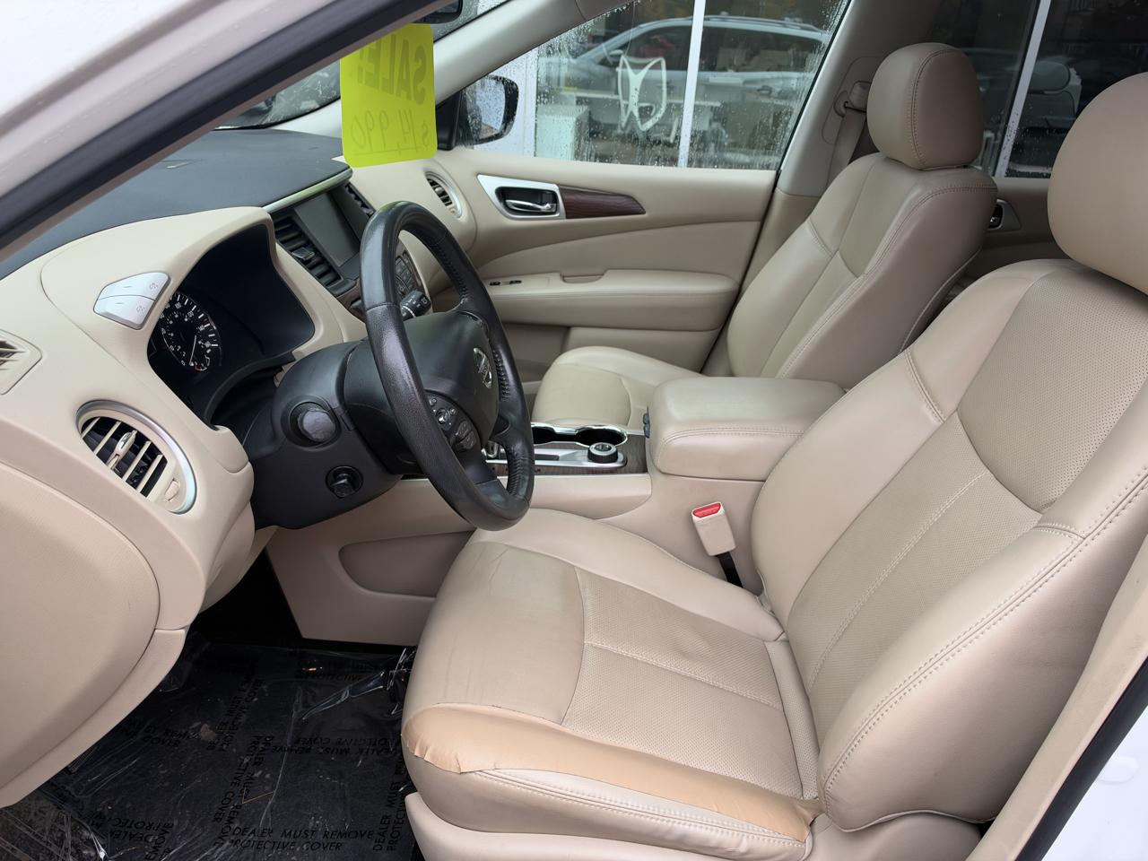 Nissan Pathfinder Platinum 4D SUV 4WD 2017