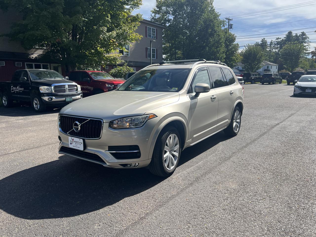 Volvo XC90 T6 - Momentum 4D SUV AWD 2016