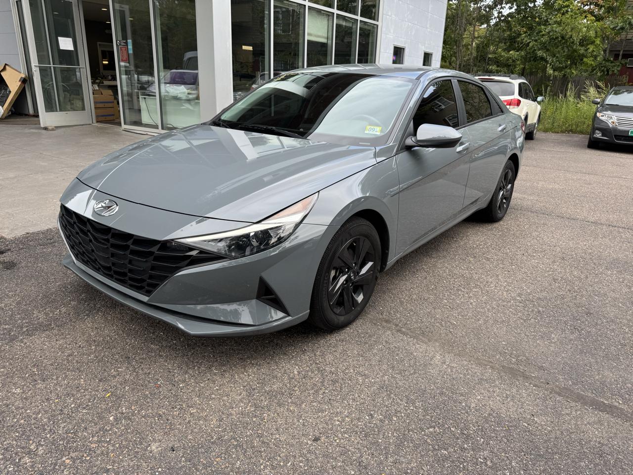 2023 Hyundai Elantra SEL 4D Sedan at