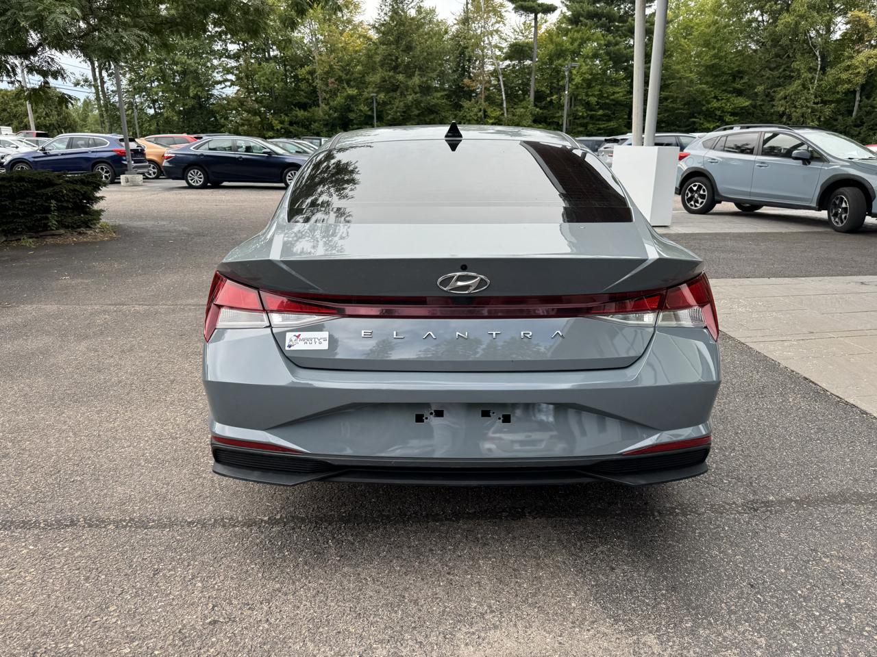 Hyundai Elantra SEL 4D Sedan at 2023