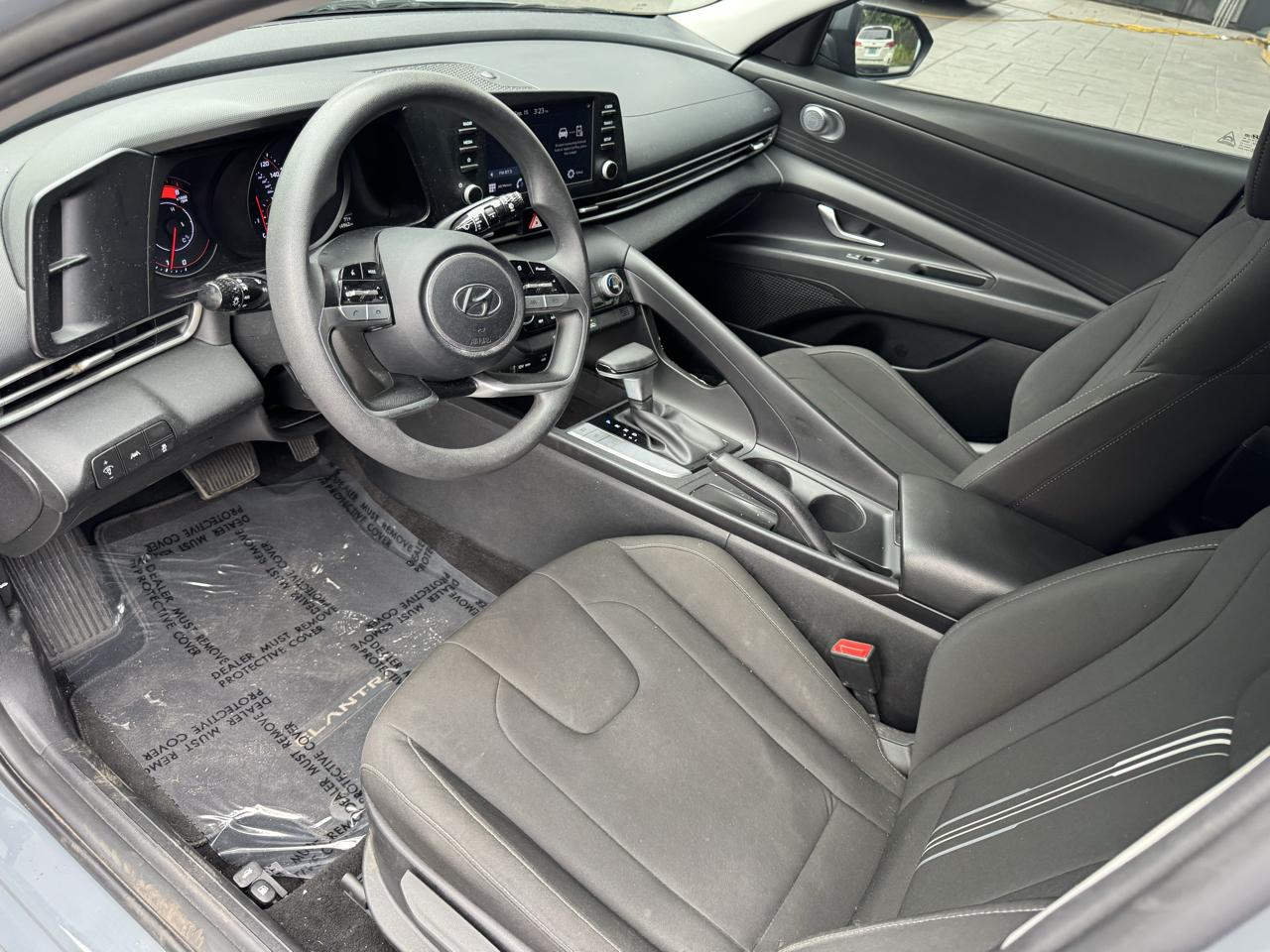 Hyundai Elantra SEL 4D Sedan at 2023