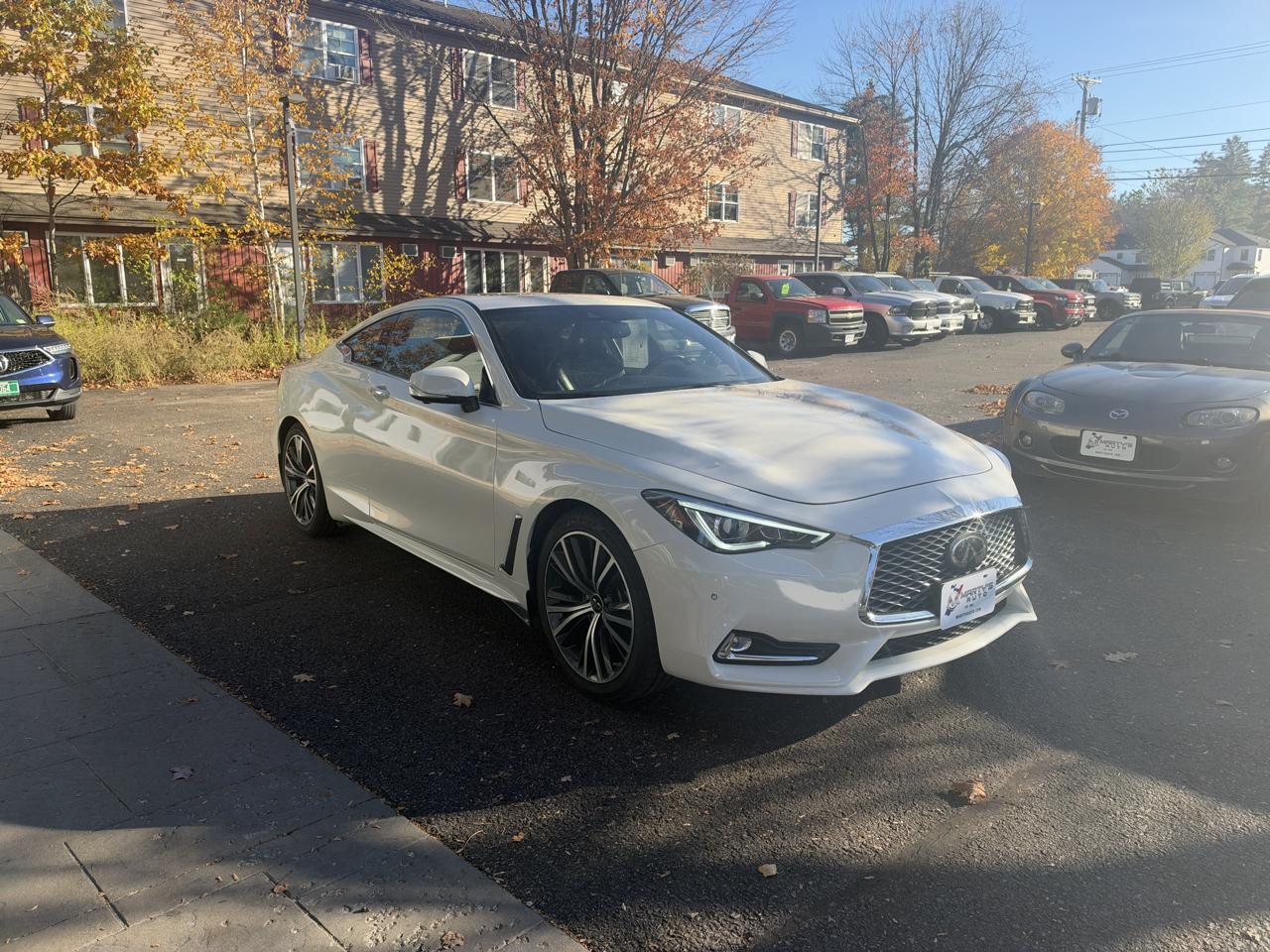 Infiniti Q60 Luxe 2D Coupe AWD 3.0t 2021