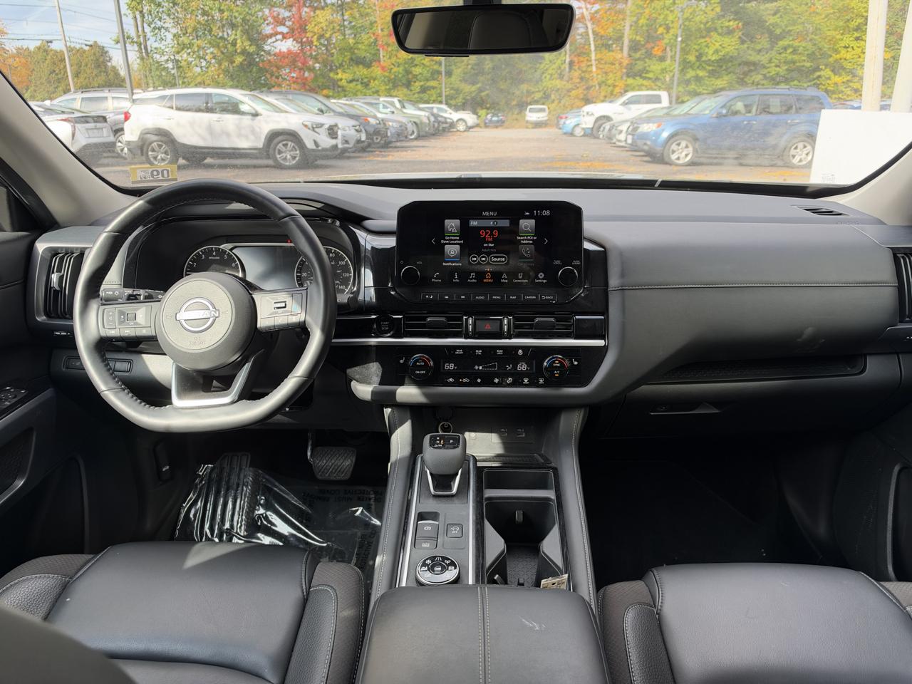 Nissan Pathfinder photo 15
