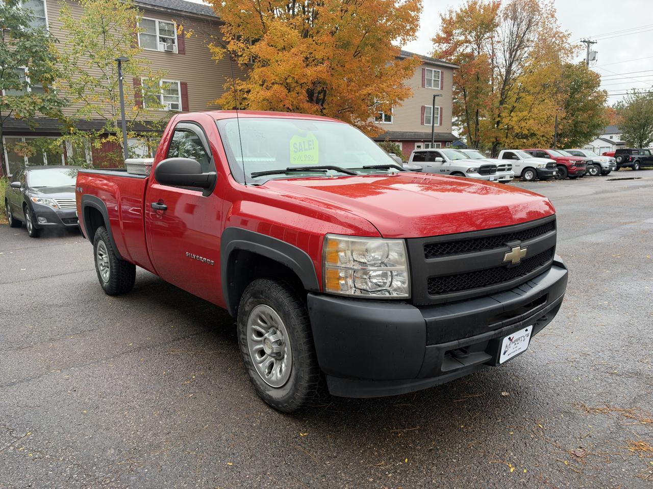 Chevrolet Silverado 1500 W/T Reg Cab 4WD 2011