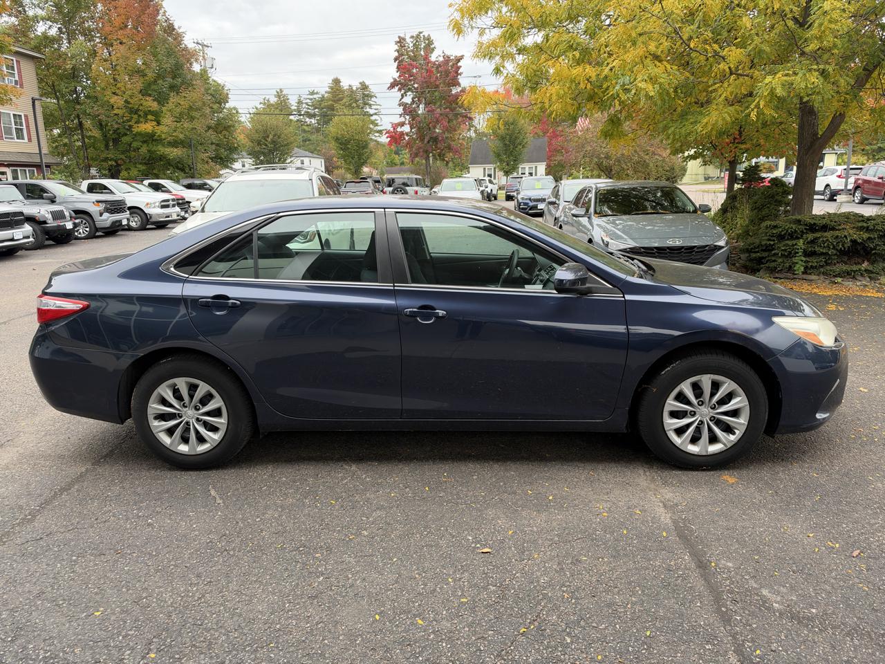 Toyota Camry LE 4D Sedan 2015