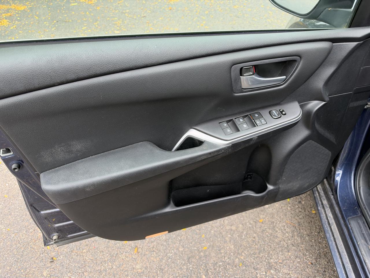 Toyota Camry LE 4D Sedan 2015