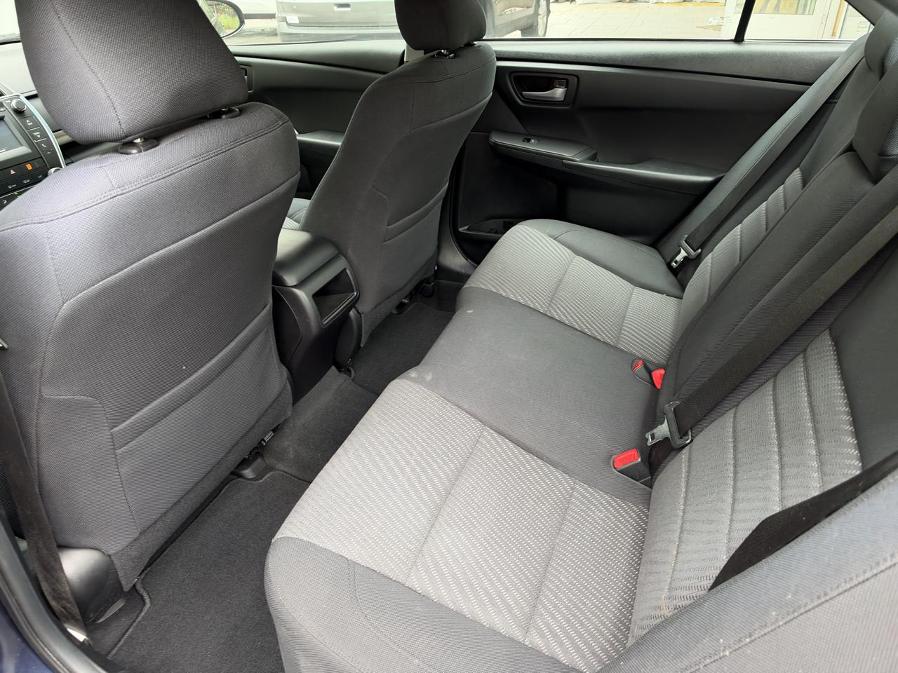 Toyota Camry LE 4D Sedan 2015