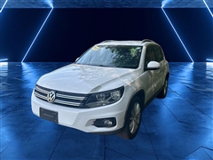 2013 Volkswagen Tiguan  2013 Volkswagen Tiguan