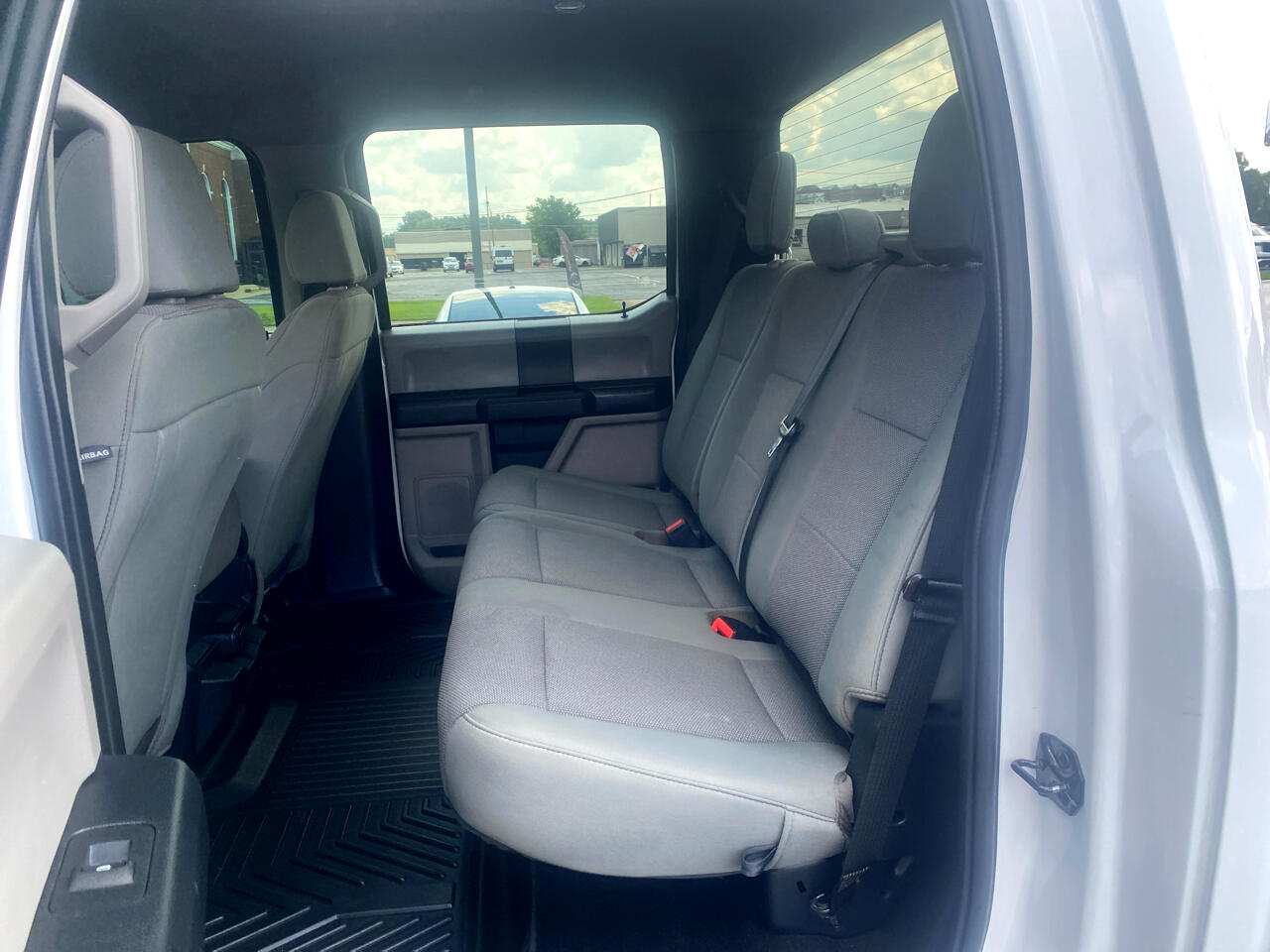 2020 Ford F-250 XLT photo 14