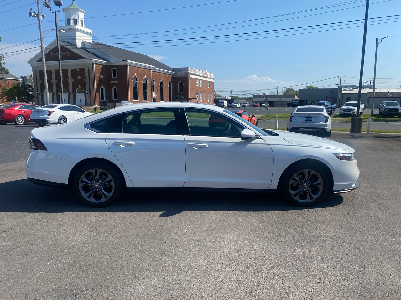 2023 Honda Accord EX photo 4