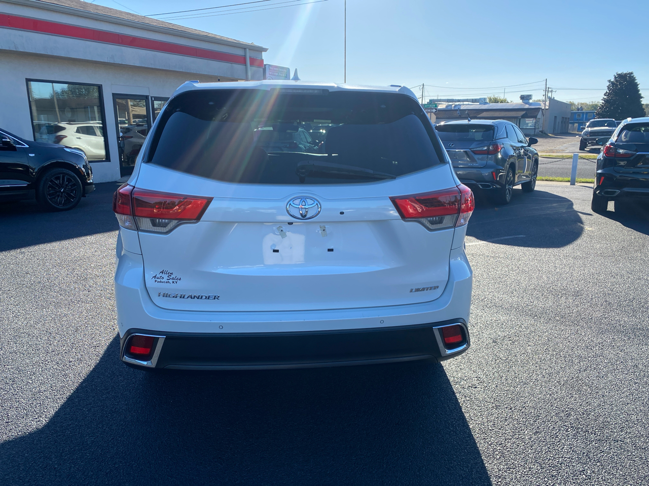 Toyota Highlander Limited V6 FWD (Natl) 2019