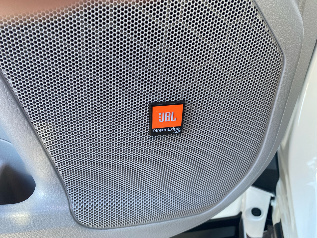 Toyota Highlander Limited V6 FWD (Natl) 2019