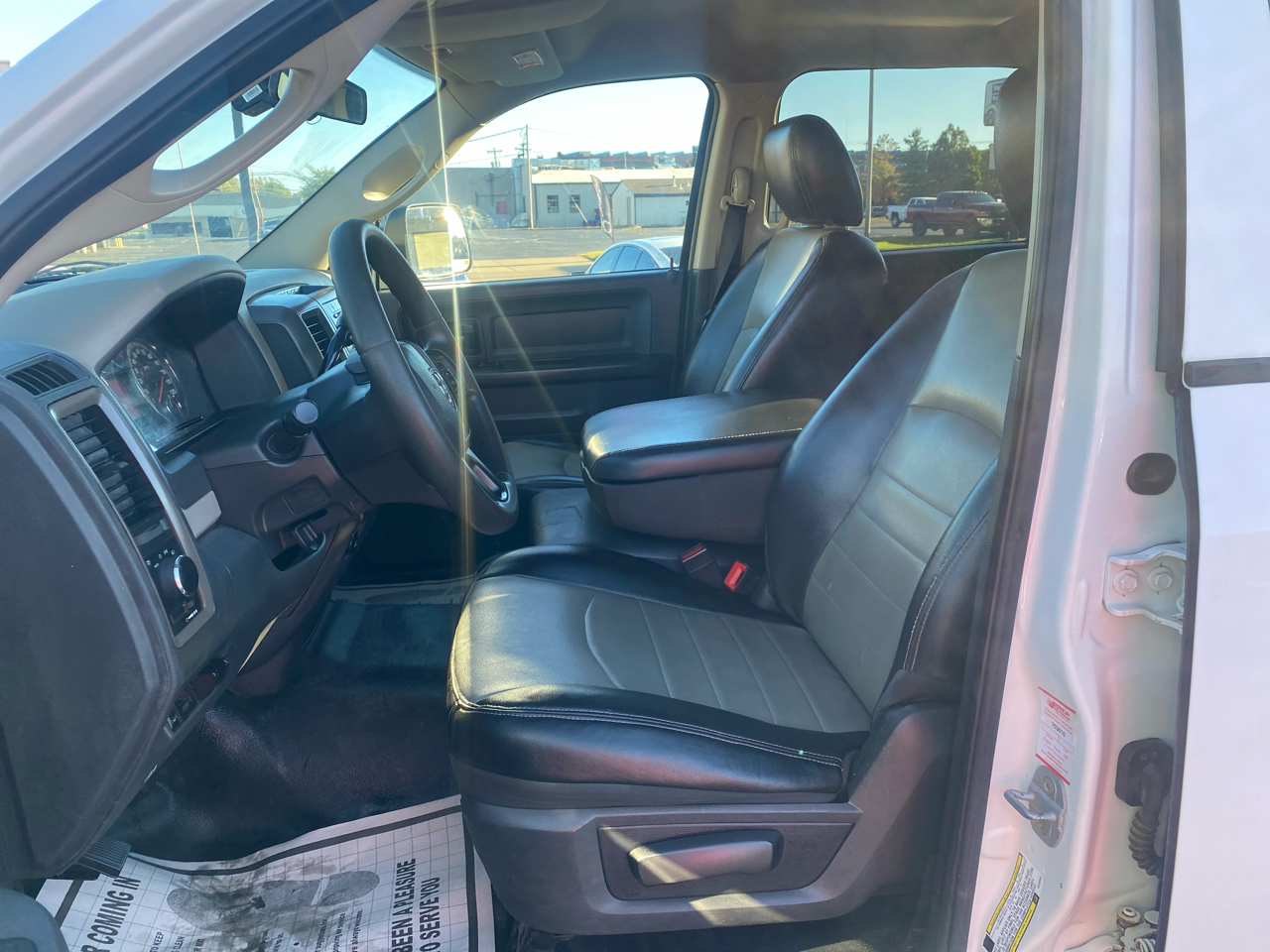 RAM 4500 2WD Crew Cab 197" WB 84" CA ST 2012